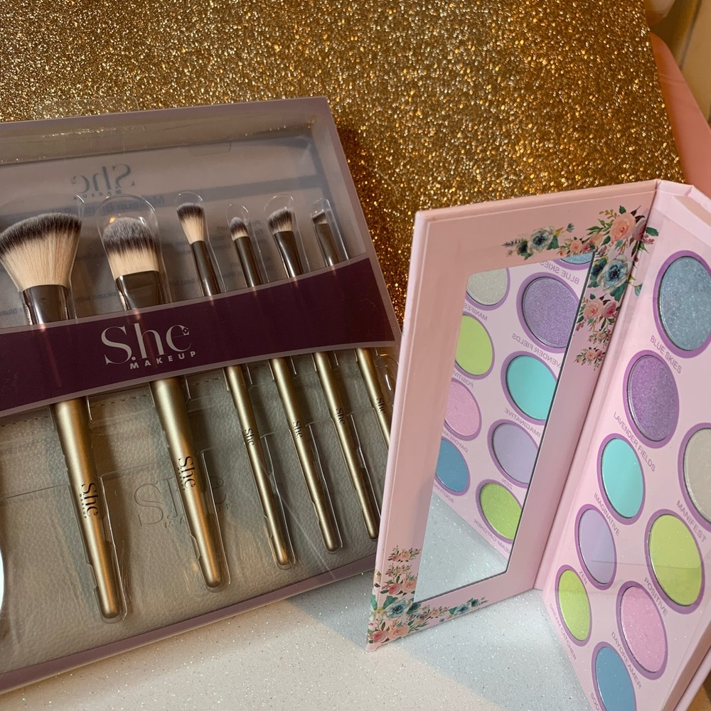 Makeup brushes, cute eyeshadow